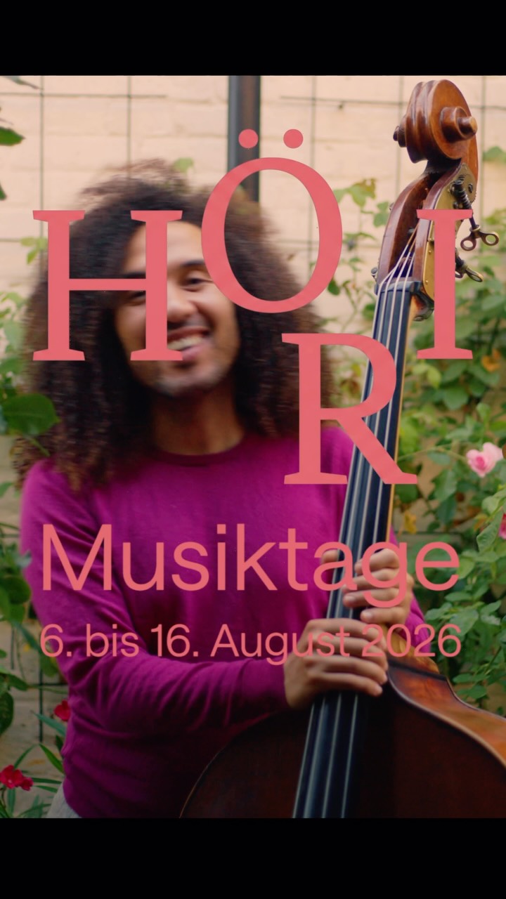Bring on the SPF and good weather! This summer I have the honour of being artist in residence at the @hoerimusiktagebodensee 🤗 I cant wait to bring some of my favourite music to one of Europe’s most beautiful spots from the 6th to the 16th of August! 🌺🎶☀️⛱️#classicalmusic #doublebass #classicalmusicfestival #chambermusic #earlymusic